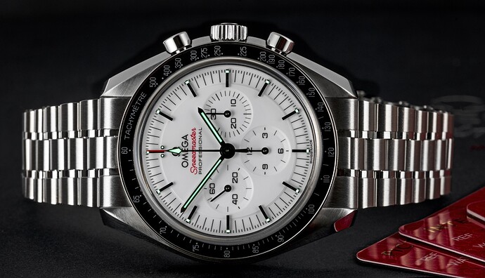 Omega-Speedmaster-Professional White a