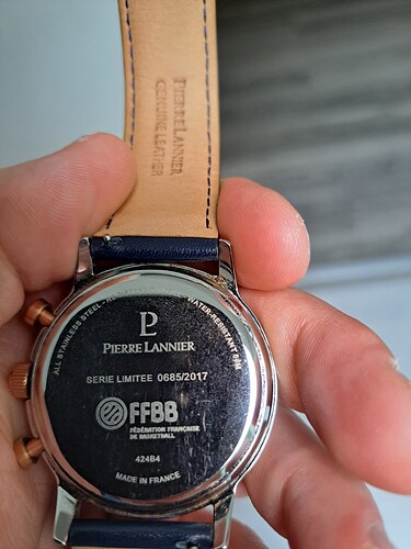 17214629563643229827639394115551