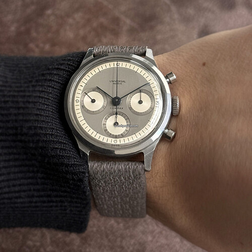 universal-geneve-compax-22499