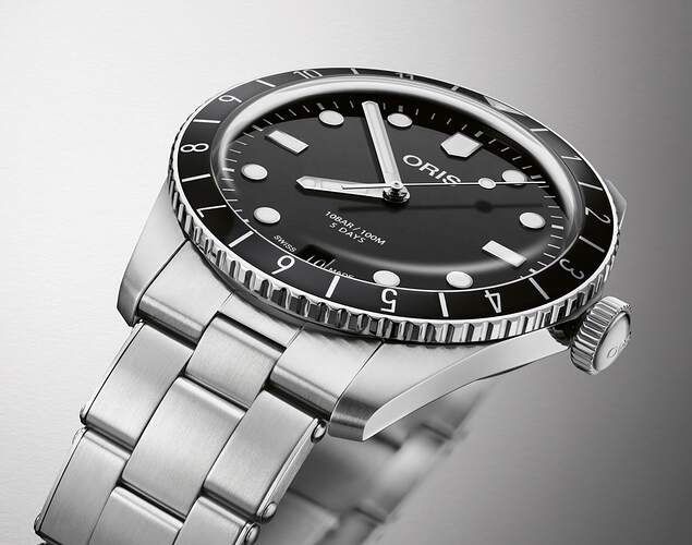 01-400-7772-4054-07-8-20-18-divers-sixty-five-12h-calibre-40