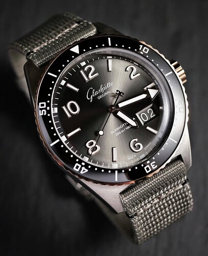 Glashütte+Original+SeaQ+Panorama+Date+MTR-Watches