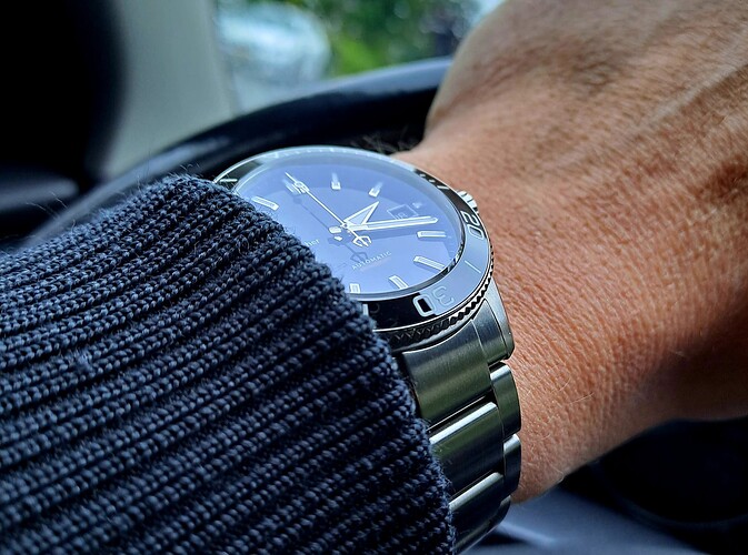 Christopher Ward C60 - Behind the wheel