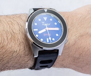 Squale-Master-Marina-Militare-Limited-Edition-Watch-18