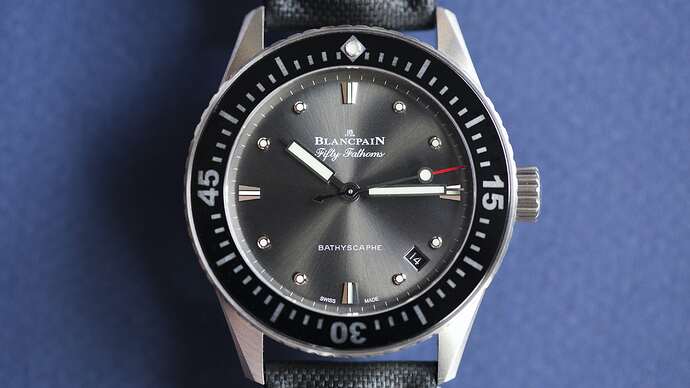 B89A3727_copy_2 (2)