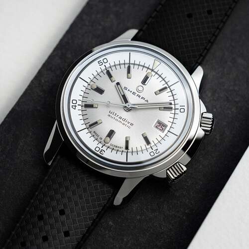 New-Sherpa-Ultradive-Moon-and-Ultradive-Sun-Dive-Watch-Introducing-Specs-Price-12-768x768