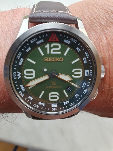 Seiko 4r35 kompas