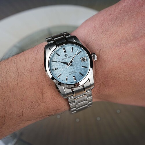 Grand-Seiko-Heritage-Hi-Beat-37mm-SBGH347-Icefall-1998-Re-Edition-first-9S-watch-review-3