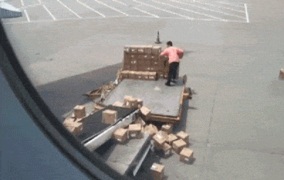 37-most-hilarious-workplace-gifs-24-ezgif.com-optimize